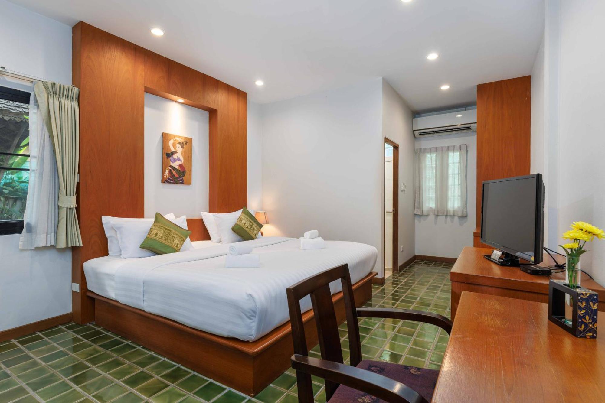 Charlie House Pin Klao Hotel Banguecoque Quarto foto